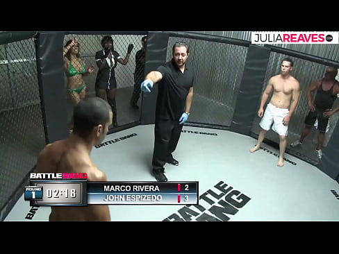 ❤️ Ultimate Fighter ቀለበቱ ውስጥ ከተጣላ በኋላ አንዲት ቁጥር ሴትን ትበዳለች። ❤️ የፊንጢጣ ቪዲዮ ﹏